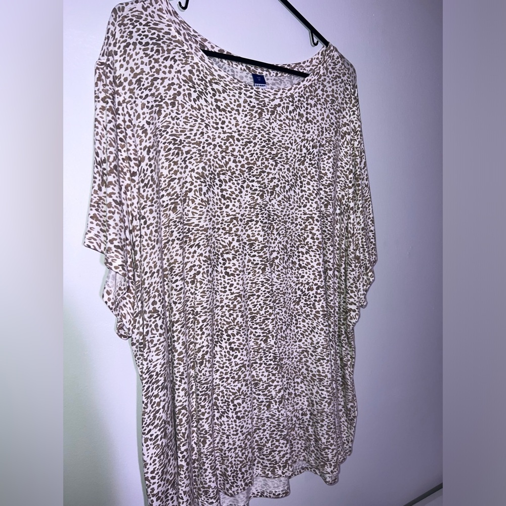 Old navy cheetah print blouse